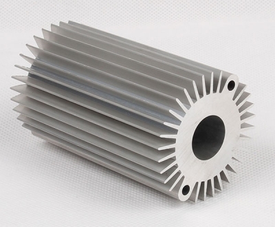 英国365上市公司